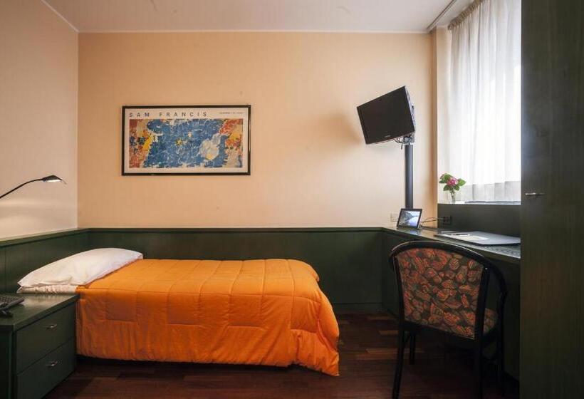 Single Basic Room, Del Riale