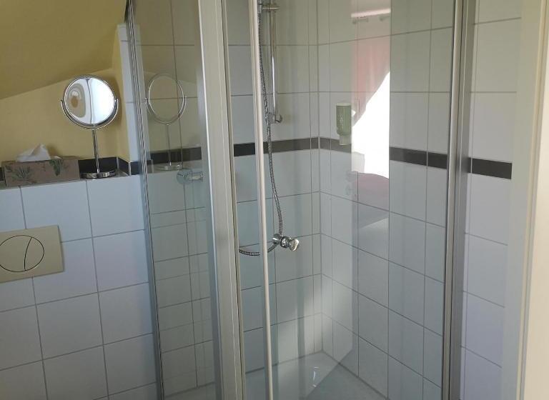 اتاق استاندارد با بالکن, Haus Hillebrand