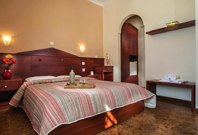 اتاق استاندارد, Semiramis Guesthouse