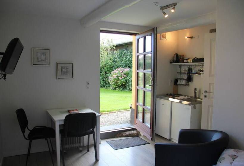 استودیوی استاندارد, Munkebjerg Bed & Breakfast