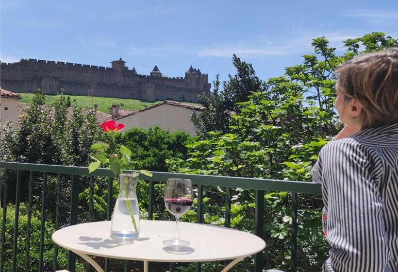 اتاق استاندارد چهار تخته, La Villa Carcassonne, Cité 8 Min à Pieds, Clim, Piscine, Full Wifi, Borne 7,5kw, Vélo élect, Parking
