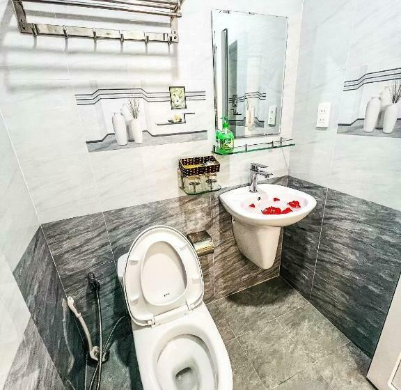 اتاق استاندارد چهار تخته, Hà Thu House