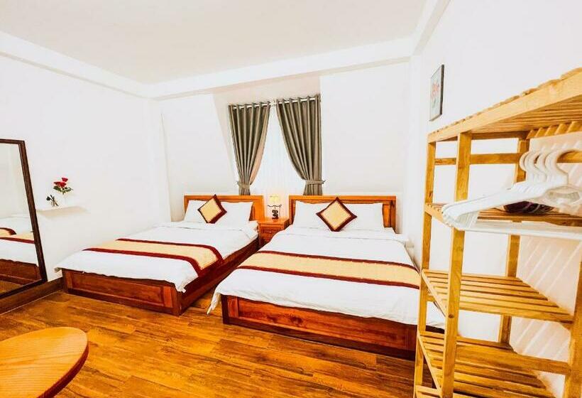 اتاق استاندارد چهار تخته, Hà Thu House