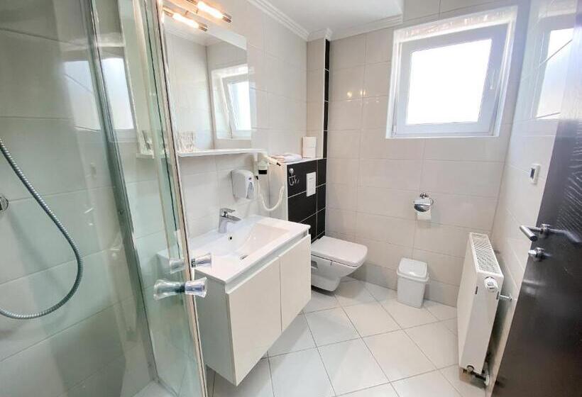 اتاق استاندارد, Motel Penava