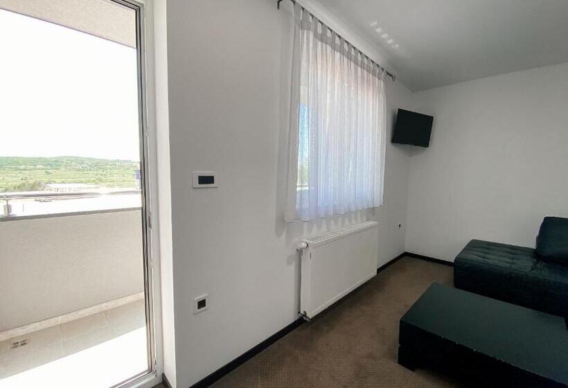 اتاق استاندارد, Motel Penava