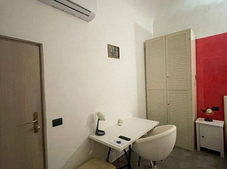 اتاق لوکس, Homelink Firenze  The Key