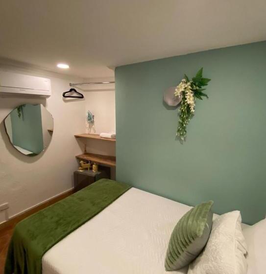 اتاق استاندارد یک نفره, Candilejo Hotel Boutique