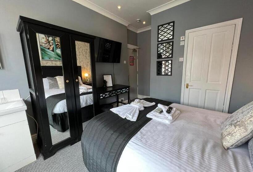 اتاق استاندارد, Mcgraths Blackpool