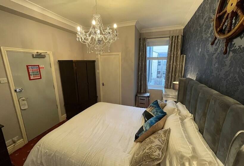 اتاق استاندارد, Mcgraths Blackpool