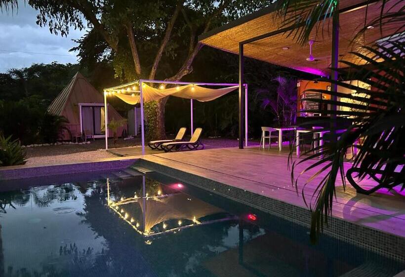 ویلای 2 خوابه, Pyramid Tamarindo