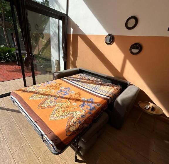 ویلای 2 خوابه, Pyramid Tamarindo