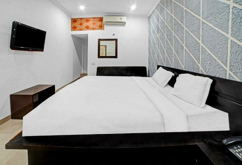 اتاق لوکس, Capital O Convivial Hotel Amit Regency