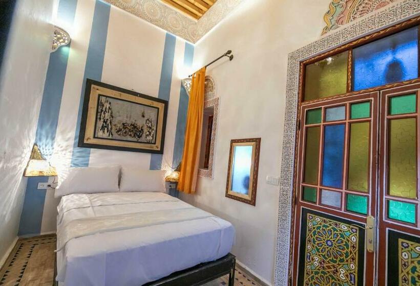 اتاق لوکس, Riad Noha