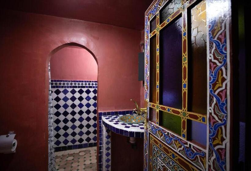 سوئیت جونیور خانوادگی, Riad Noha