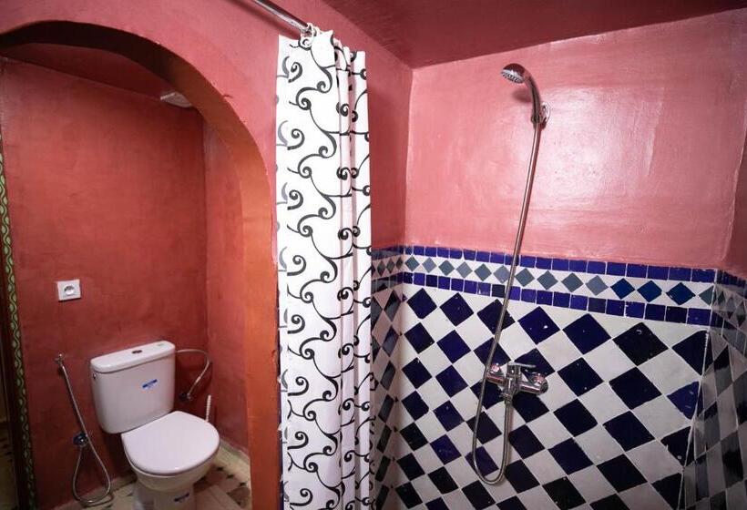 سوئیت جونیور خانوادگی, Riad Noha