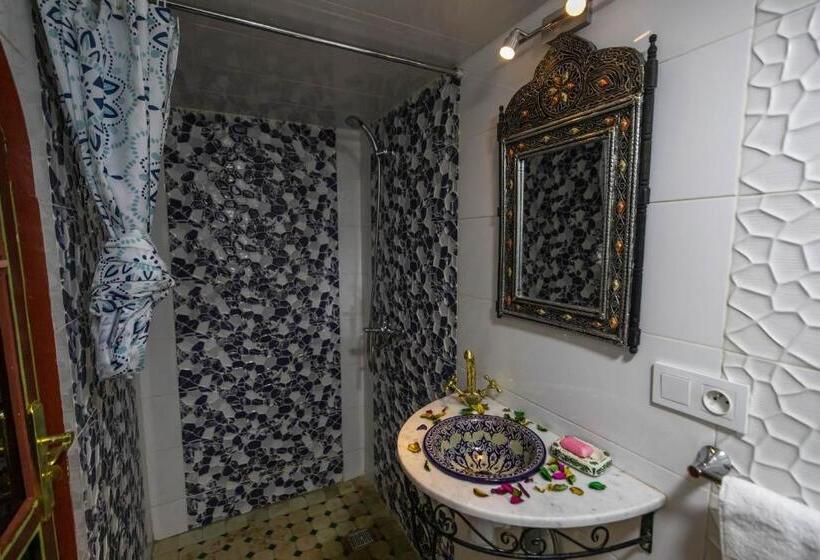 اتاق استاندارد, Riad Noha
