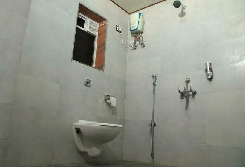 ویلای سوپریور 1 خوابه, Privy Stays  Bherse Villa