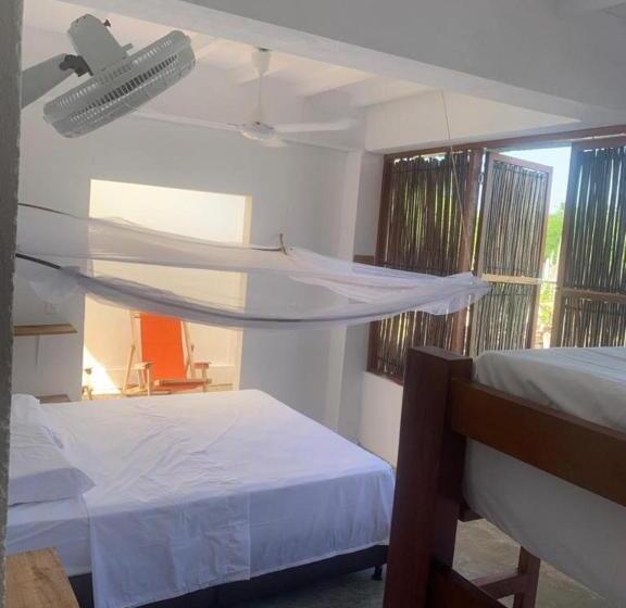 اتاق استاندارد چهار تخته, Hostal Casa En La Ciénaga
