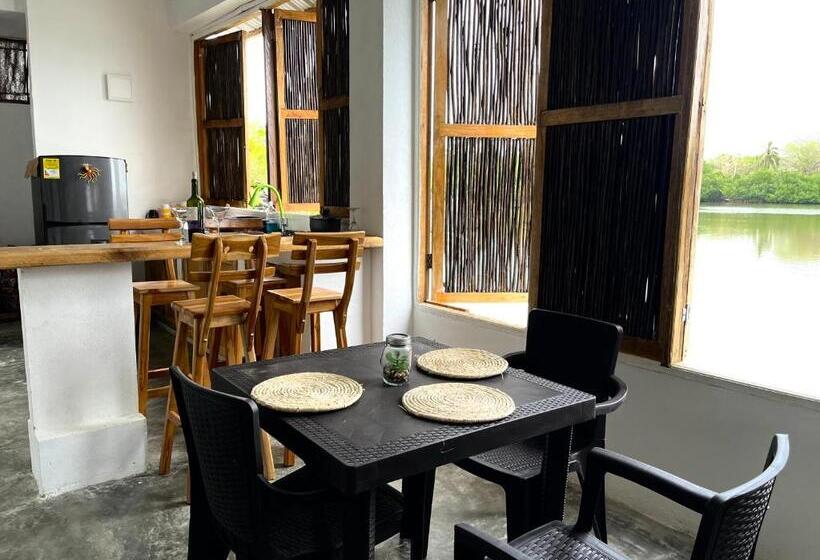 اتاق خانوادگی, Hostal Casa En La Ciénaga