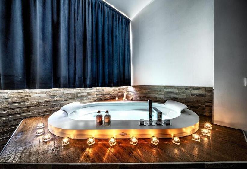 اتاق لوکس, Suite Blue Style