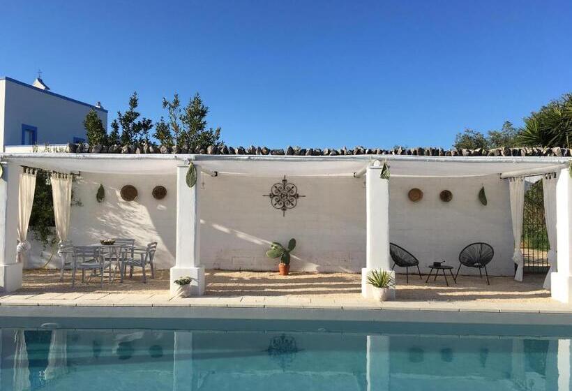 سوئیت جونیور با چشم‌انداز باغ, Masseria San Martino
