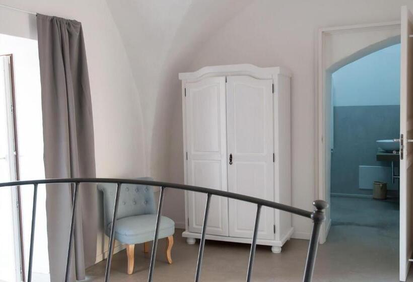 سوئیت جونیور با چشم‌انداز باغ, Masseria San Martino