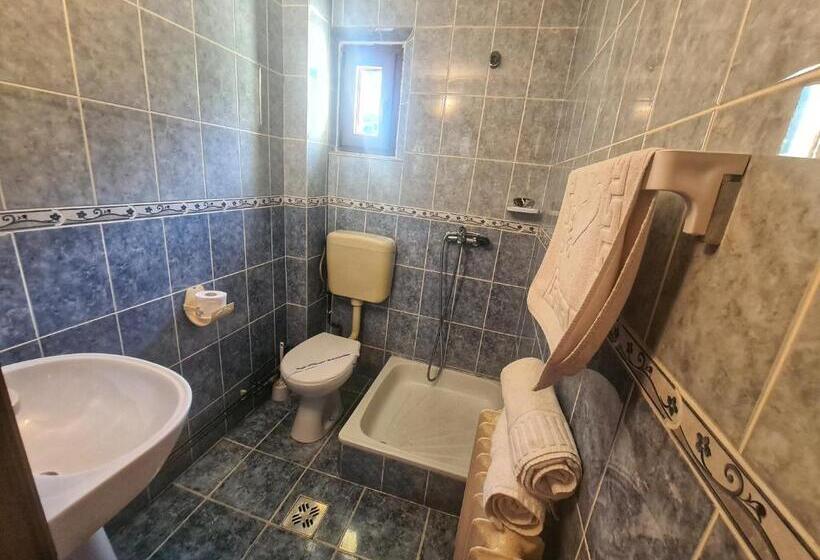 اتاق استاندارد یک نفره, Casa Florescu