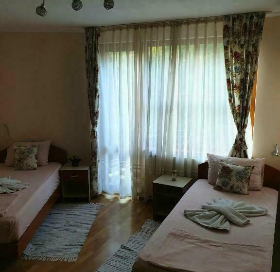 اتاق استاندارد, Guest House Juja