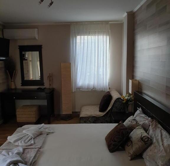 اتاق خانوادگی, Guest House Juja