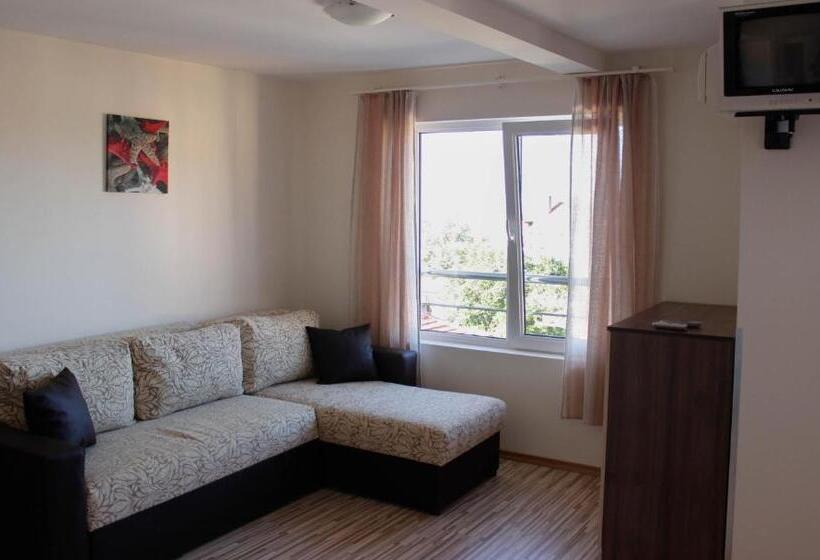 带1个卧室的带阳台的公寓, Villa Maris
