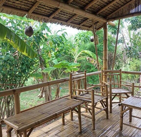 اتاق خانوادگی, สวนเกษตรรักษ์ไผ่ Bamboo Conservation Farm