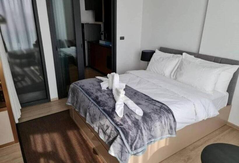 اتاق استاندارد, The Edge Central Pattaya