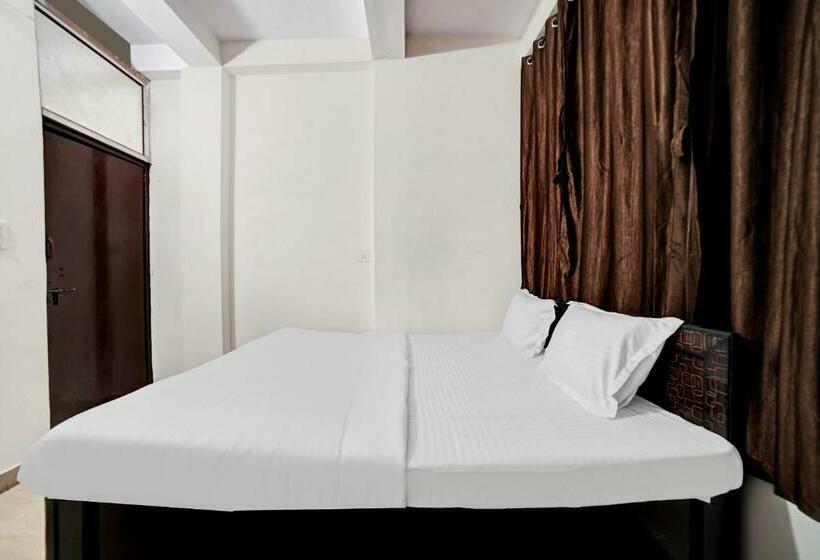 اتاق کلاسیک سه تخته, Flagship Hotel Relax Inn