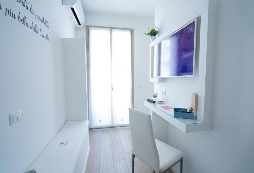اتاق استاندارد با تخت بزرگ, Sunshine Charming Houses