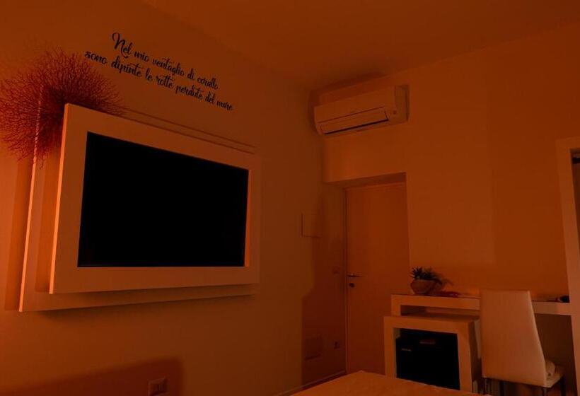اتاق استاندارد, Sunshine Charming Houses