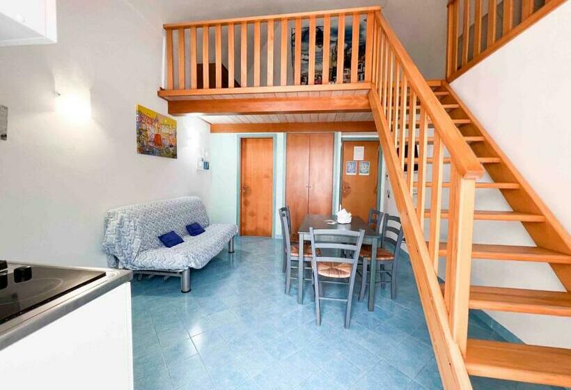 استودیوی استاندارد با چشم‌انداز دریا, Residence Dei Pescatori