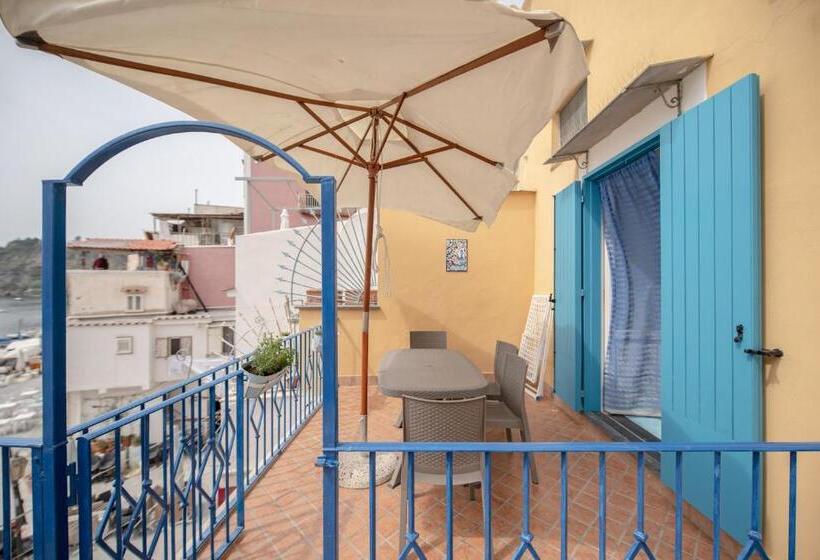 استودیوی استاندارد با چشم‌انداز دریا, Residence Dei Pescatori