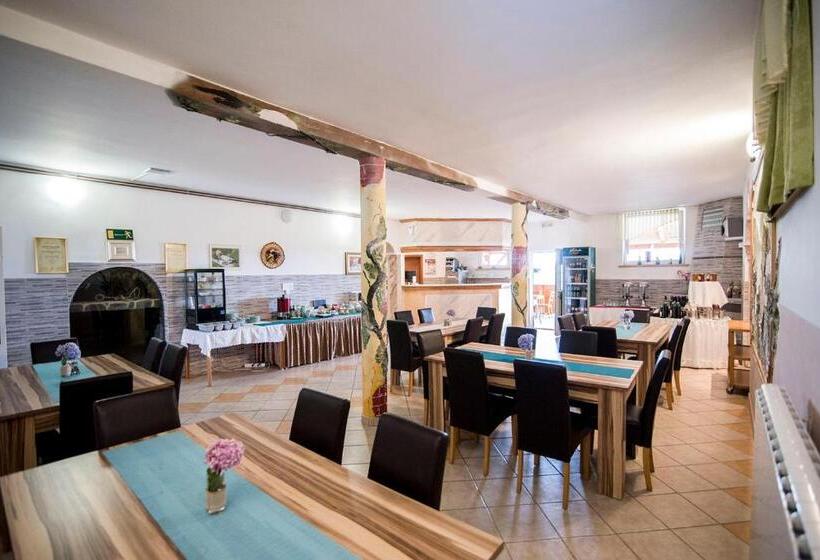 اتاق لوکس, Guesthouse Prenočišča širec