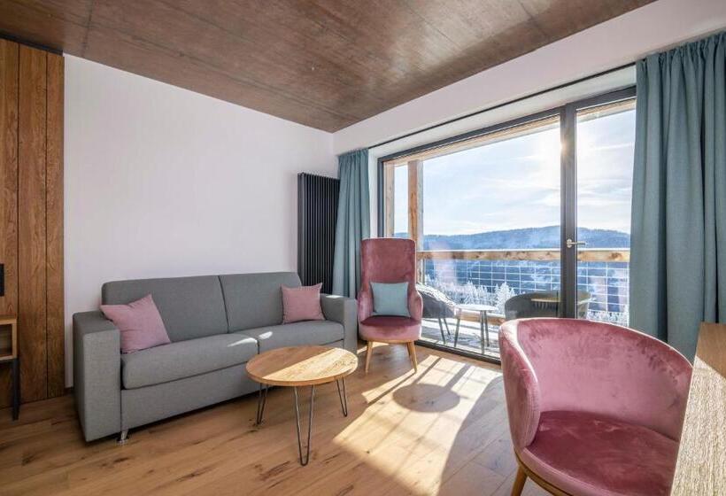 اتاق لوکس با بالکن, Erlebachova Bouda, Hotel   Resort Svatý František