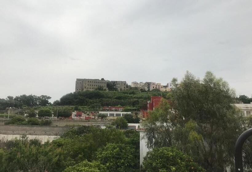 اتاق سوپریور, B&b La Lingua