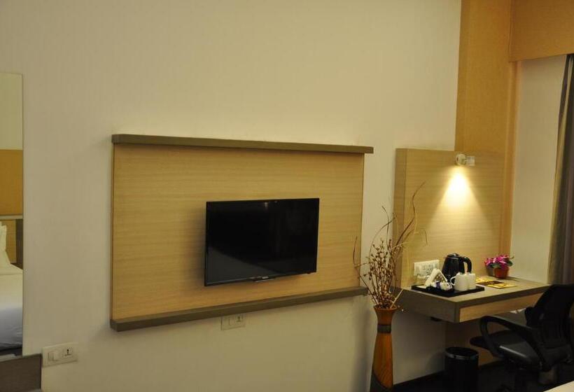 اتاق سوپریور, Pride Biznotel Alkapuri Near Vadodara Airport