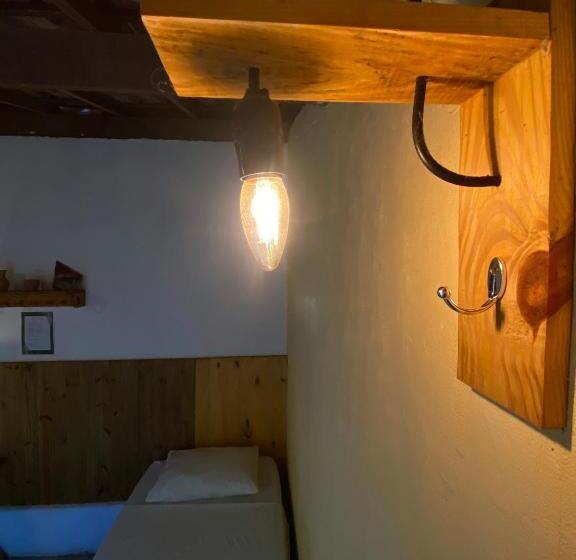 اتاق استاندارد سه نفره, Tropicália Hostel E Pousada