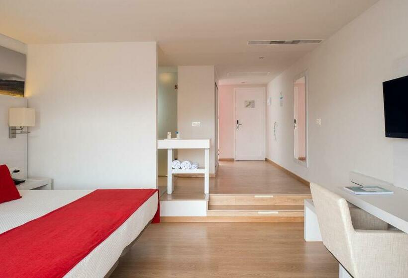 سوییت جونیور, Aequora Lanzarote Suites