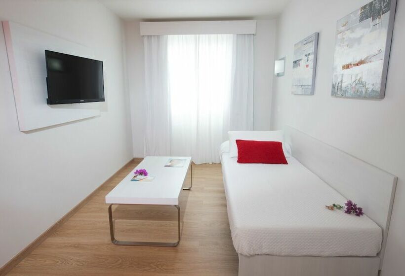 سوییت جونیور, Aequora Lanzarote Suites