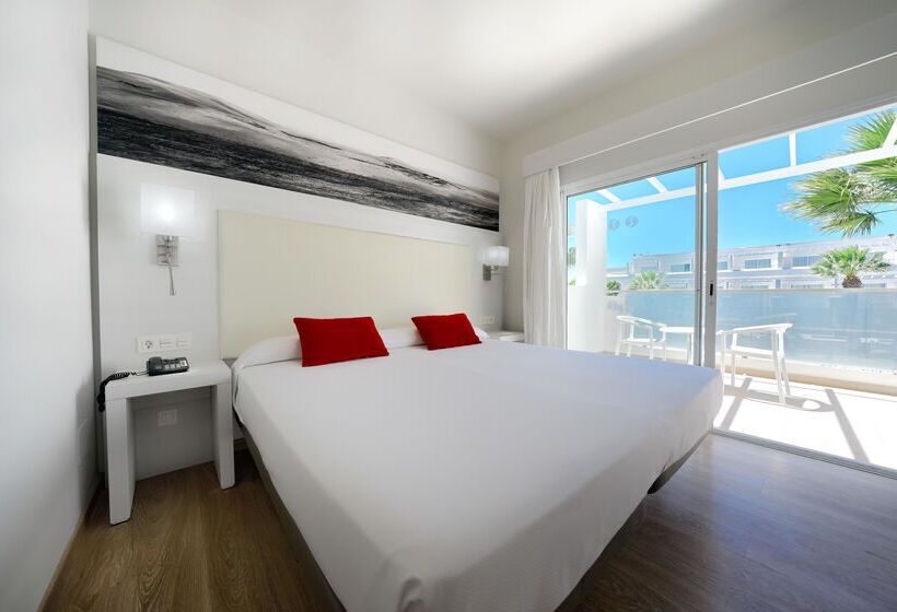 سوییت جونیور, Aequora Lanzarote Suites