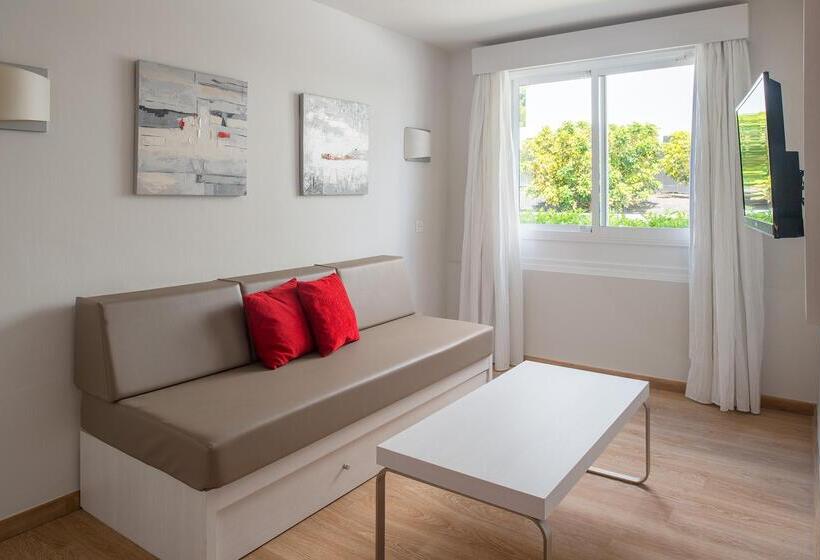 سوئیت جونیور خانوادگی, Aequora Lanzarote Suites