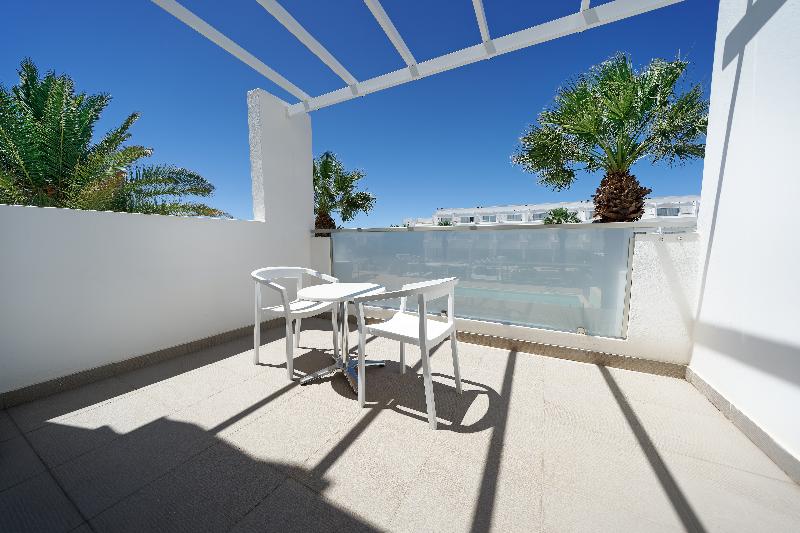 سوییت جونیور, Aequora Lanzarote Suites