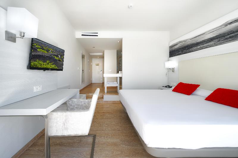 سوییت جونیور, Aequora Lanzarote Suites