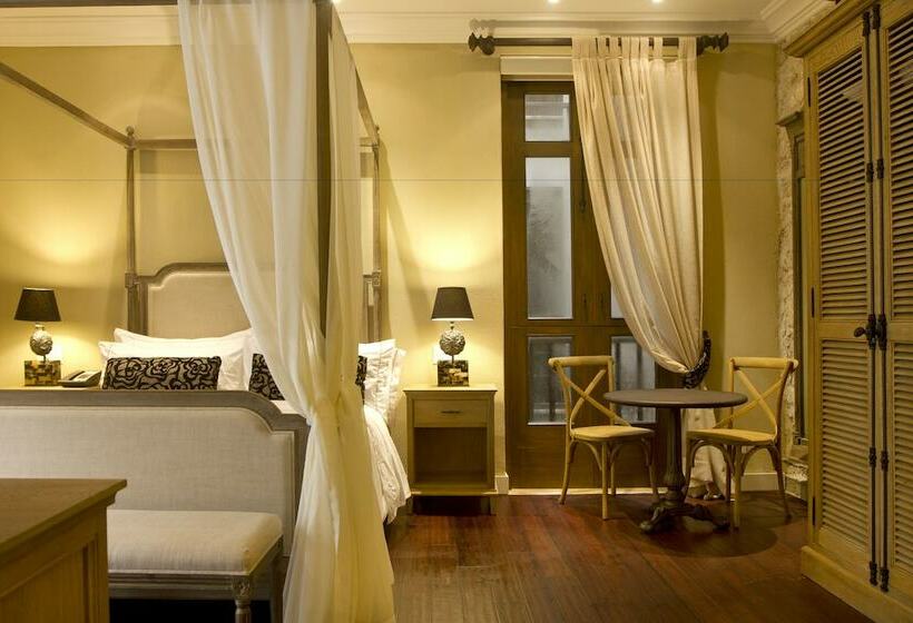 اتاق استاندارد, Bastion Luxury