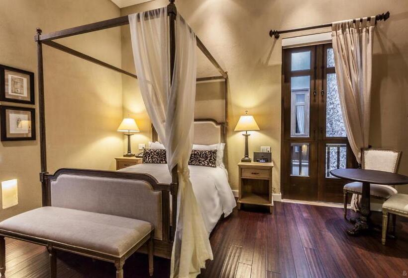 اتاق استاندارد, Bastion Luxury